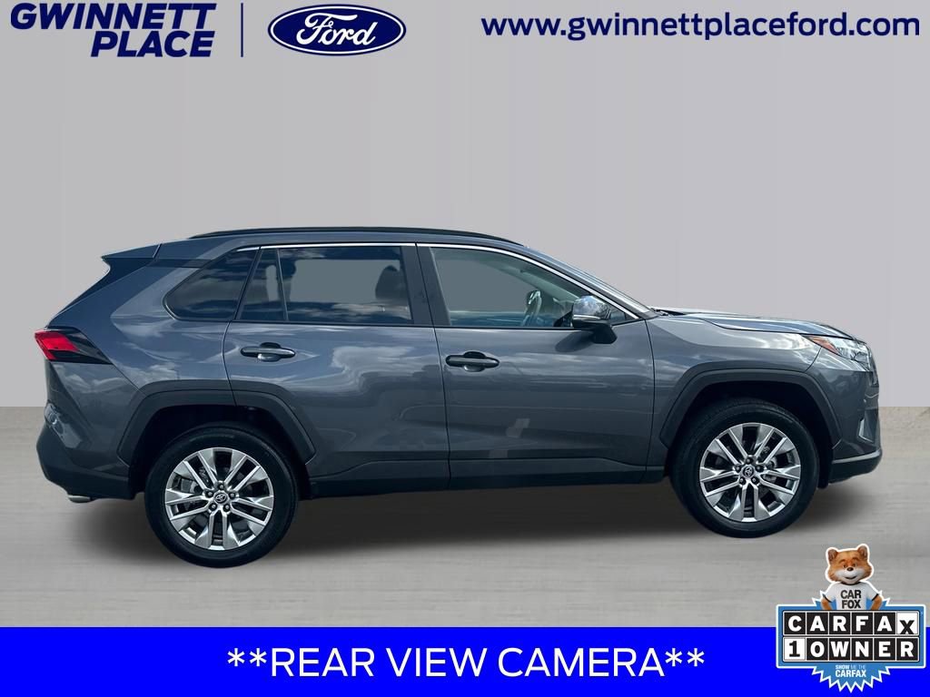 Used 2023 Toyota RAV4 XLE Premium image 4