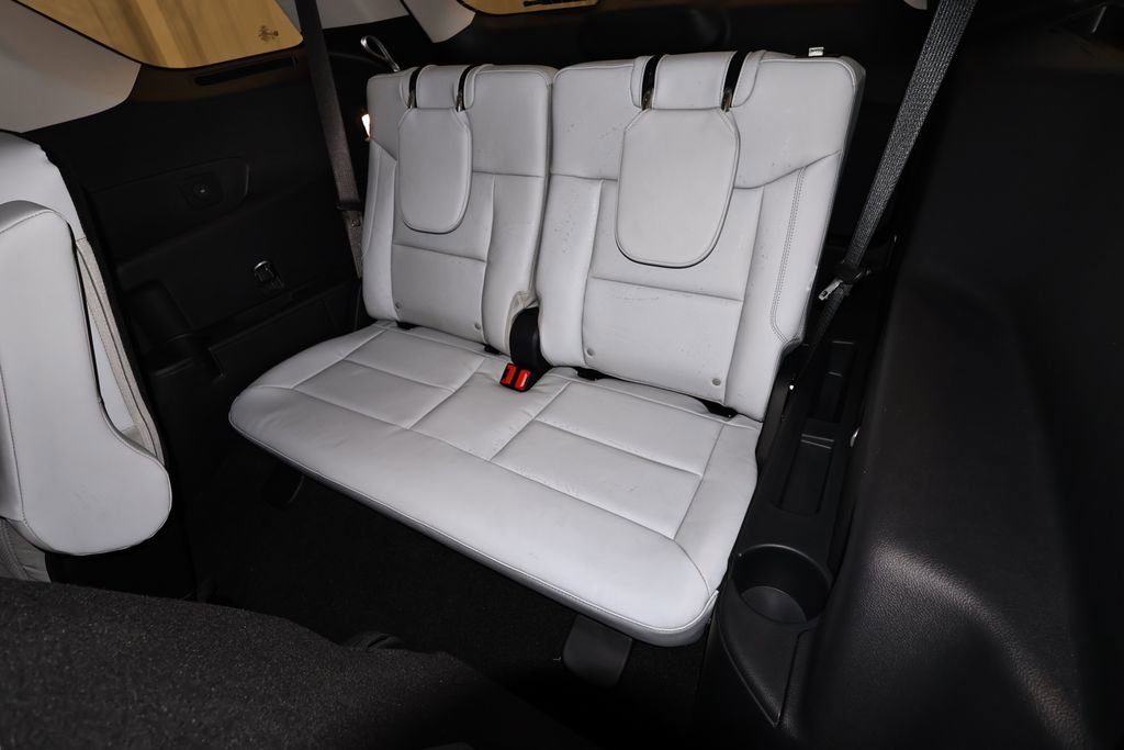 New 2026 Ford Explorer Platinum image 18