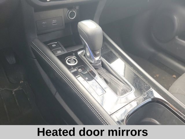 Used 2024 Nissan Kicks SR image 6