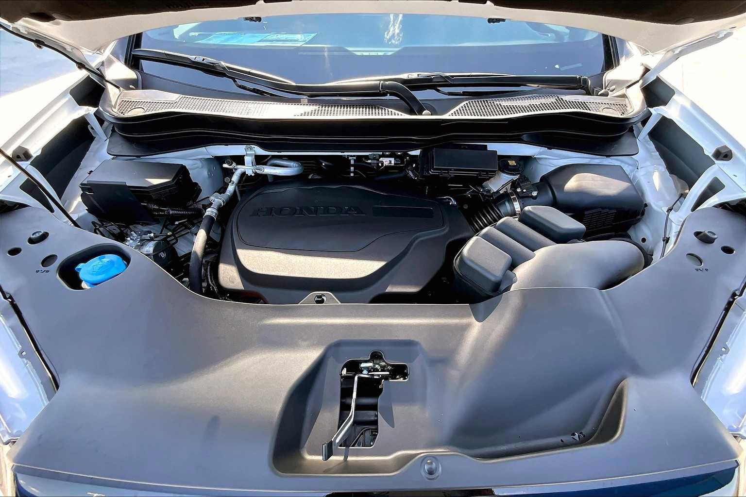 New 2026 Honda Ridgeline Black Edition image 16