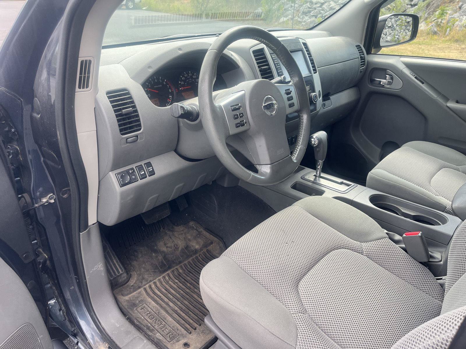 Used 2019 Nissan Frontier SV w/ Value Truck Package AWD/4WD image 11