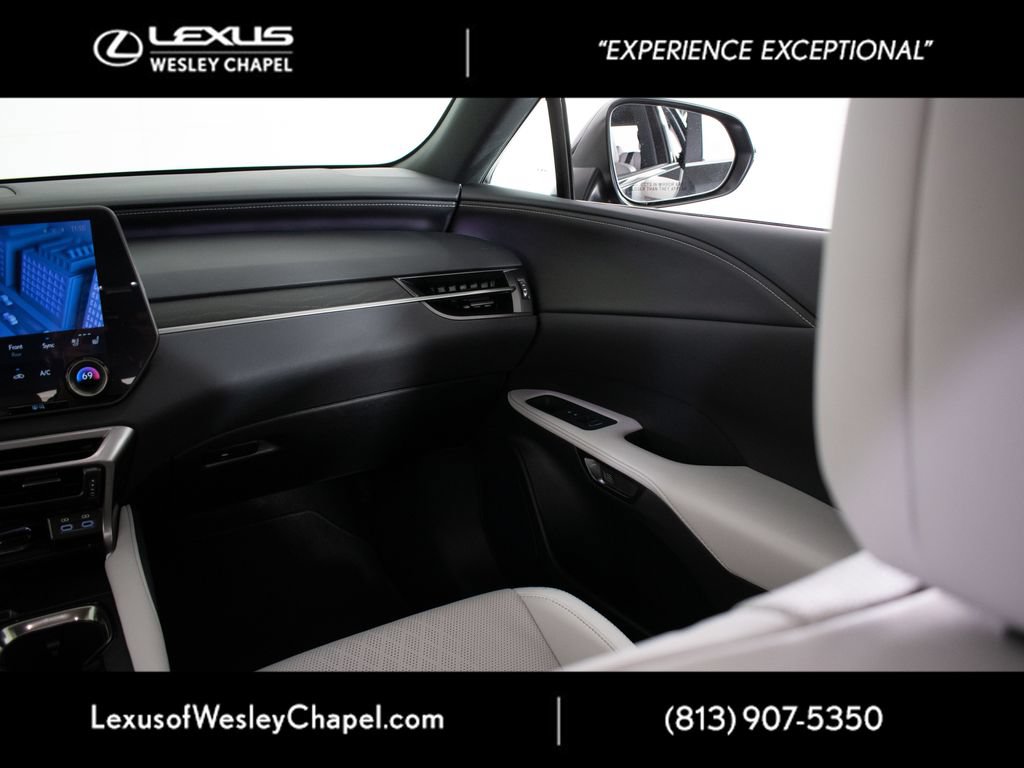 Used 2025 Lexus RX 350 Premium Plus w/ Convenience Package FWD image 17