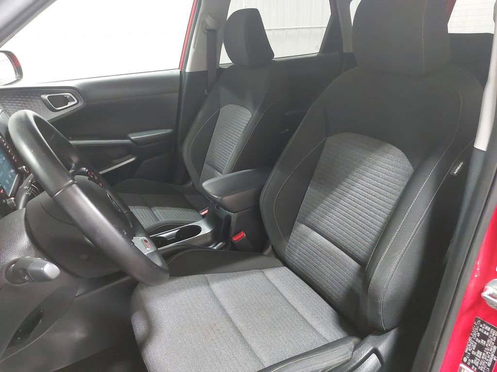 Used 2021 Kia Soul GT-Line image 14