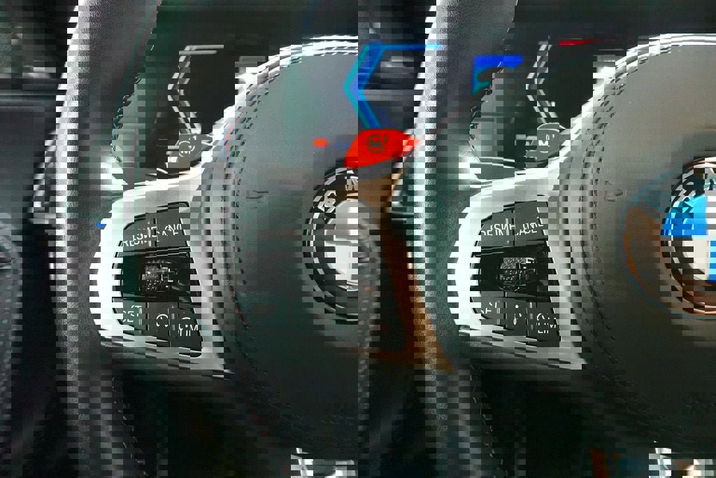 Used 2023 BMW M2 RWD image 10