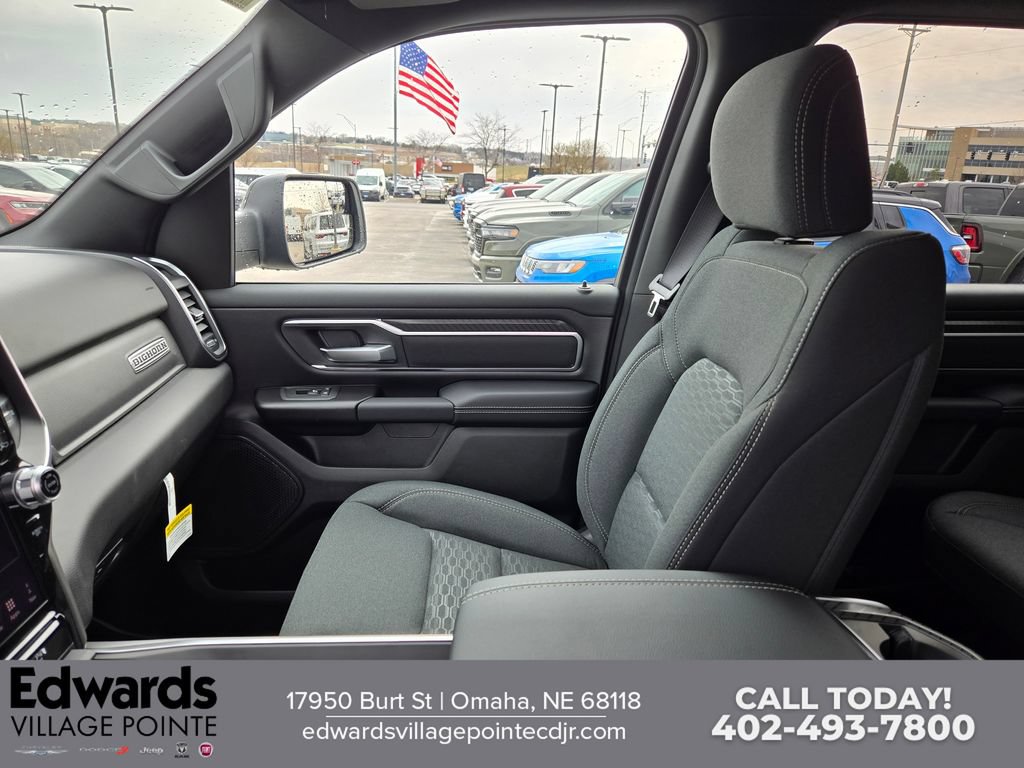 New 2026 RAM 1500 Big Horn AWD/4WD image 24