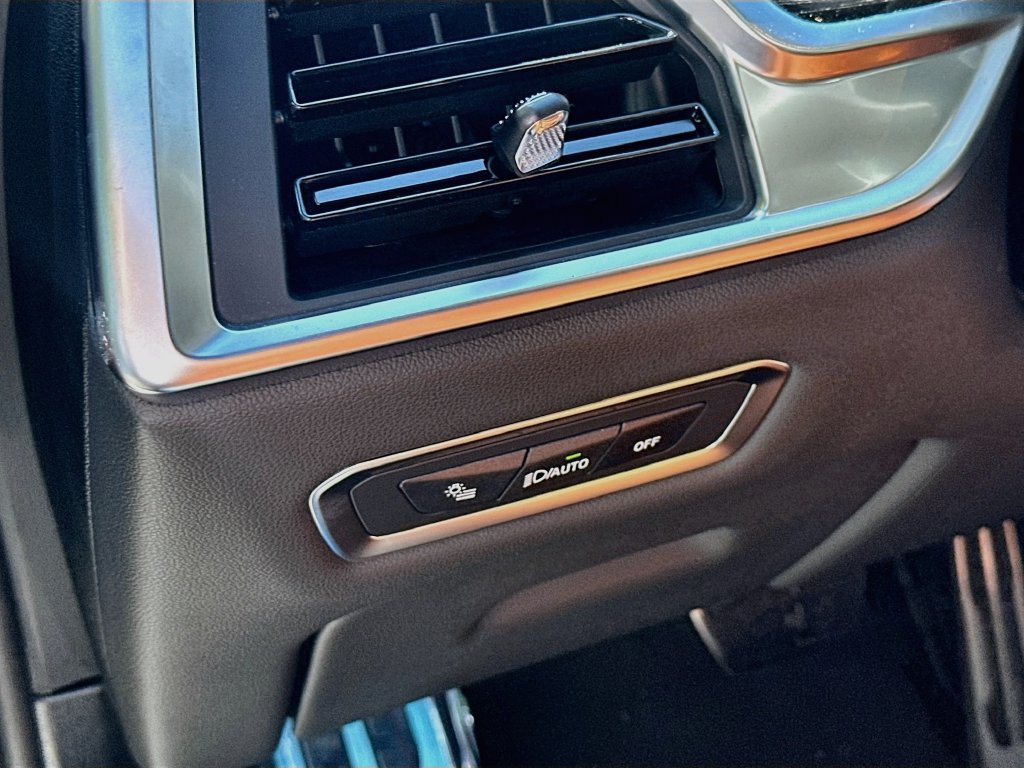 New 2027 BMW X7 M60i AWD/4WD image 10