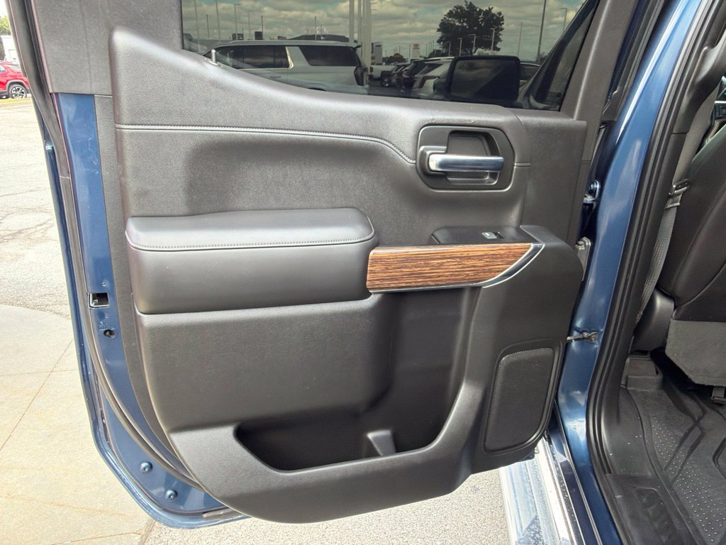 Used 2019 Chevrolet Silverado 1500 High Country AWD/4WD image 17
