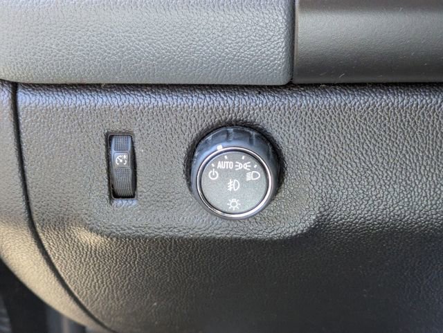 Used 2022 Chevrolet Colorado Z71 w/ Safety Package image 17