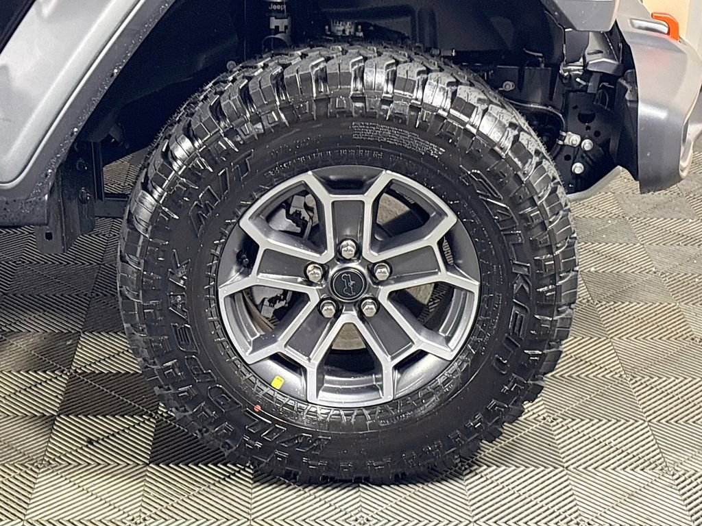 New 2025 Jeep Gladiator Mojave image 24
