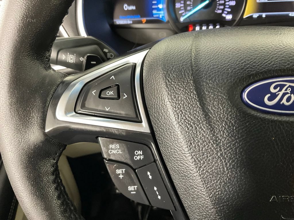 Used 2018 Ford Edge Titanium w/ Ford Safe & Smart Package FWD image 24
