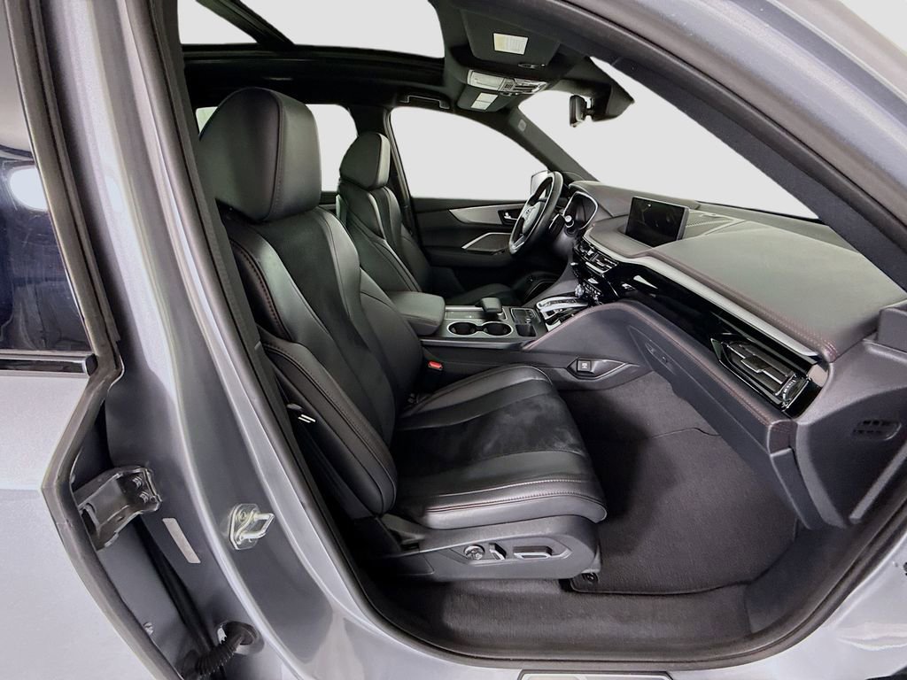 Used 2023 Acura MDX A-Spec image 21