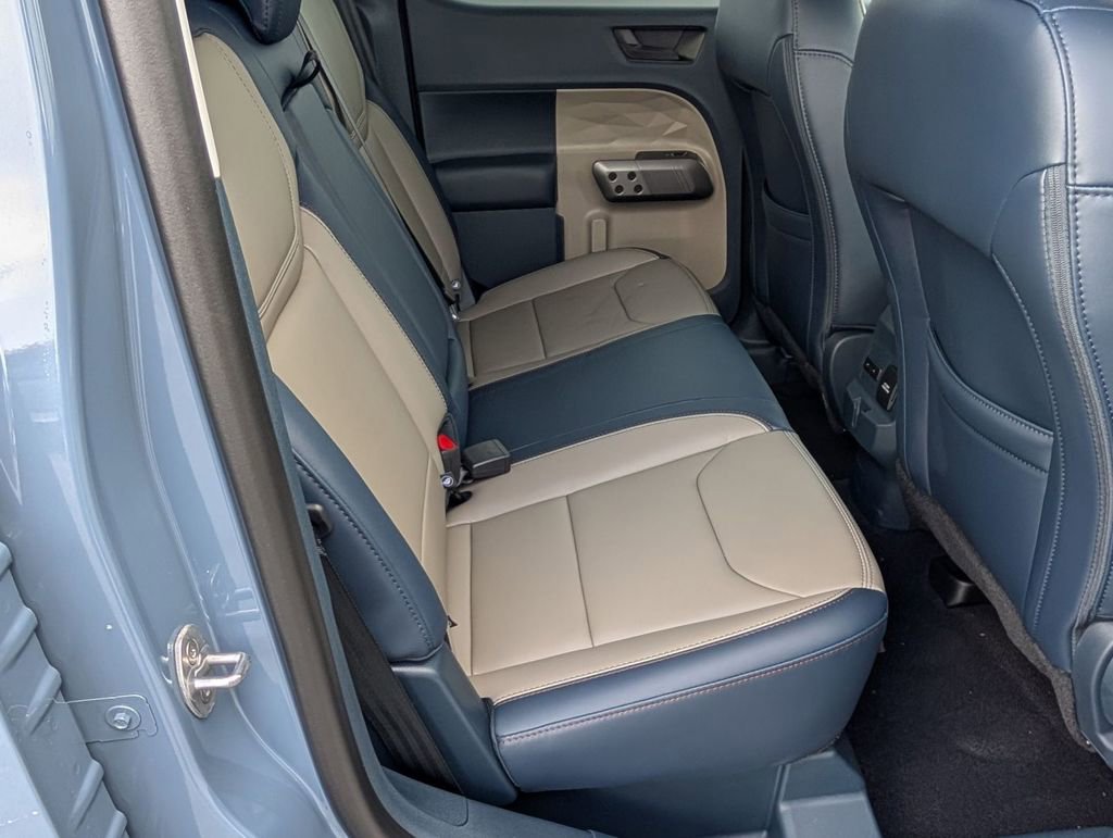 New 2025 Ford Maverick Lariat w/ 4K Tow Package image 45