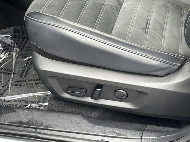 Used 2024 Mitsubishi Outlander Ralliart AWD/4WD image 28