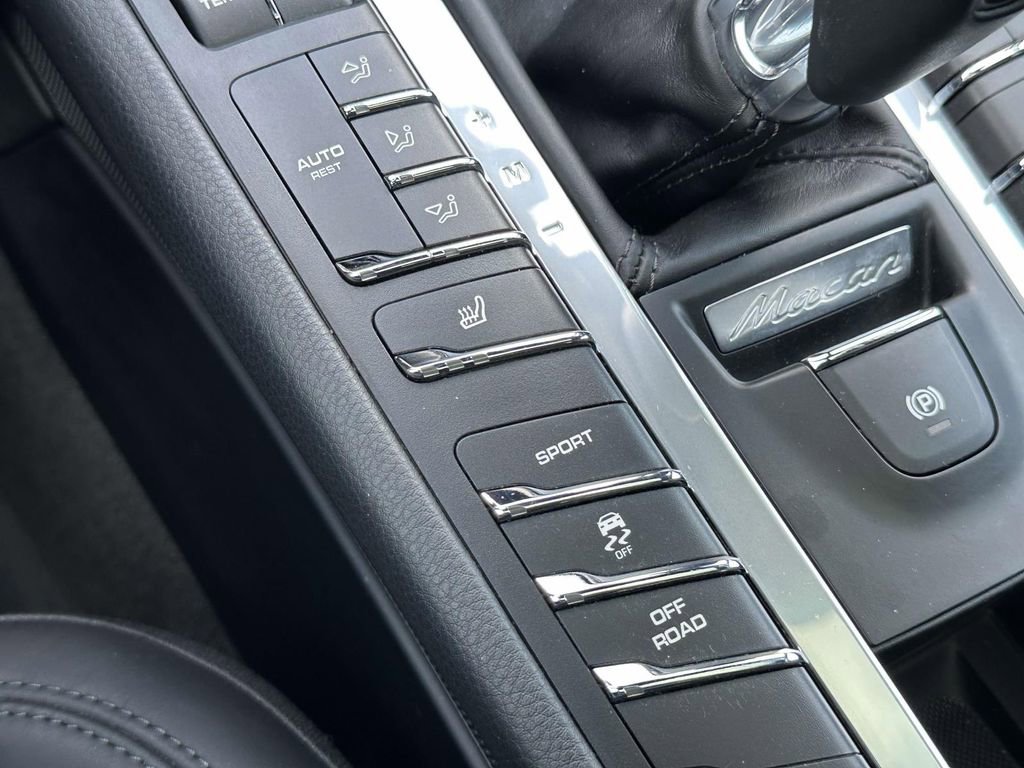 Used 2019 Porsche Macan image 30