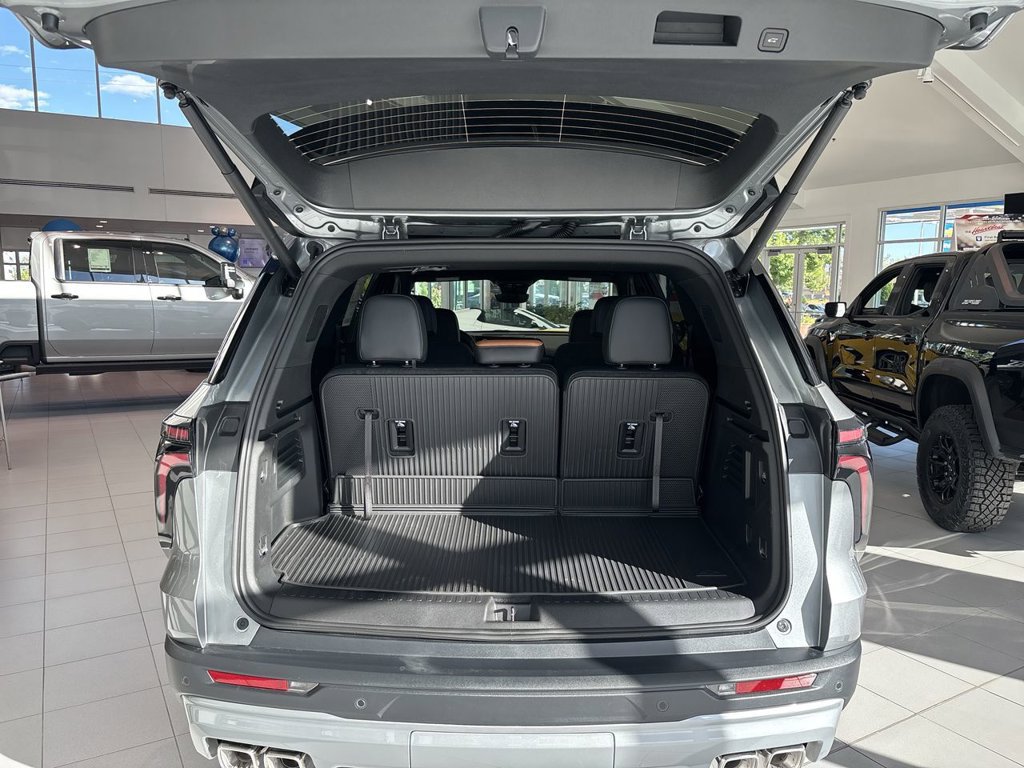 New 2027 Chevrolet Traverse Z71 w/ Enhanced Driving Package AWD/4WD image 27