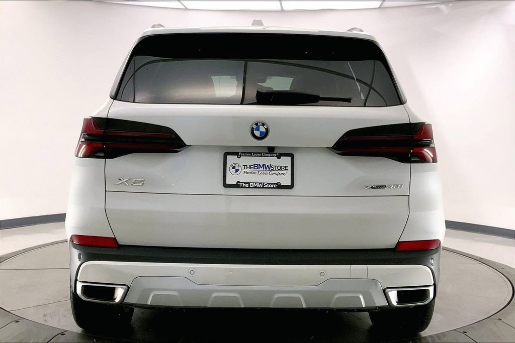 Used 2026 BMW X5 xDrive40i w/ Climate Comfort Package AWD/4WD image 3