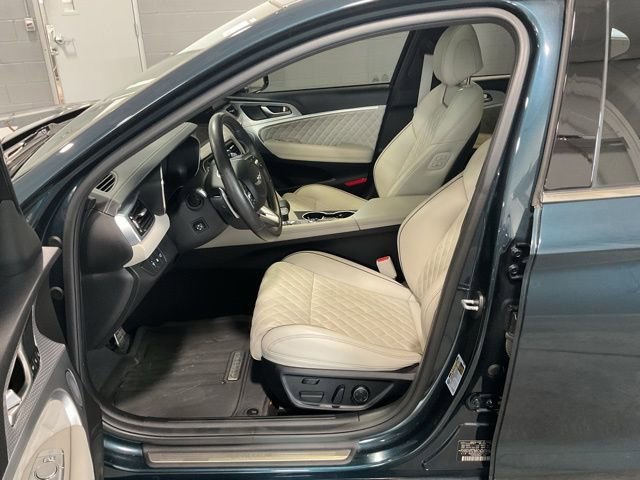 Used 2023 Genesis G70 3.3T w/ Sport Prestige Package AWD/4WD image 10