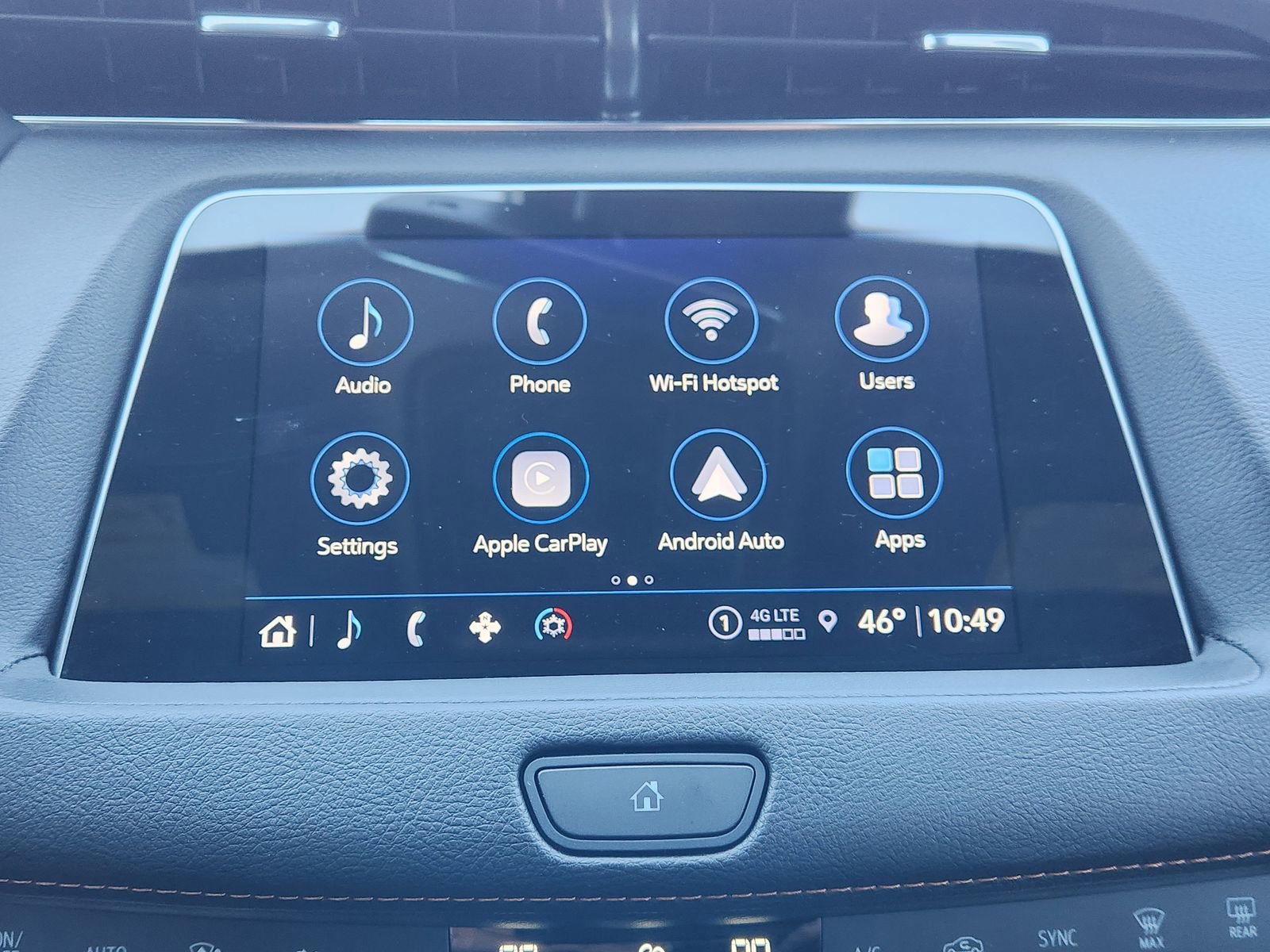 Used 2023 Cadillac XT4 Sport w/ Cold Weather Package image 20