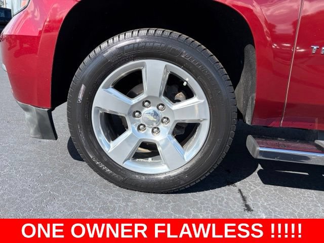 Used 2019 Chevrolet Tahoe LT w/ Luxury Package RWD image 9