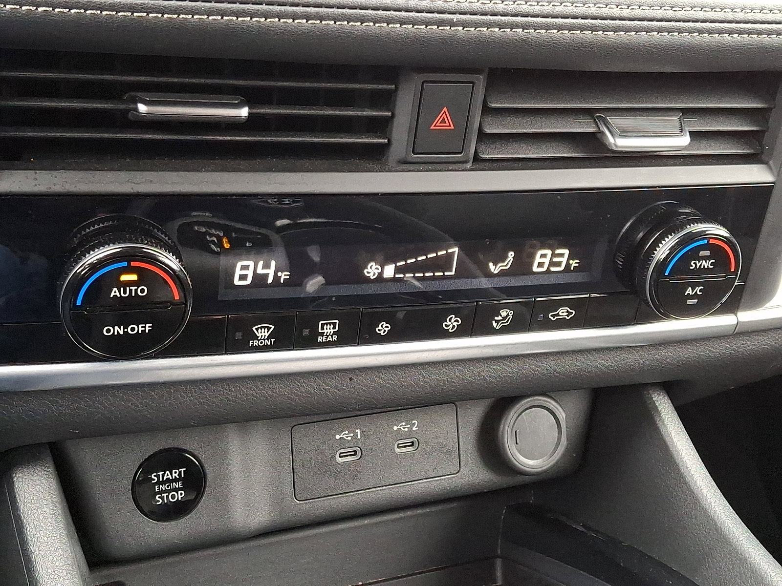 Used 2025 Nissan Rogue SV image 15