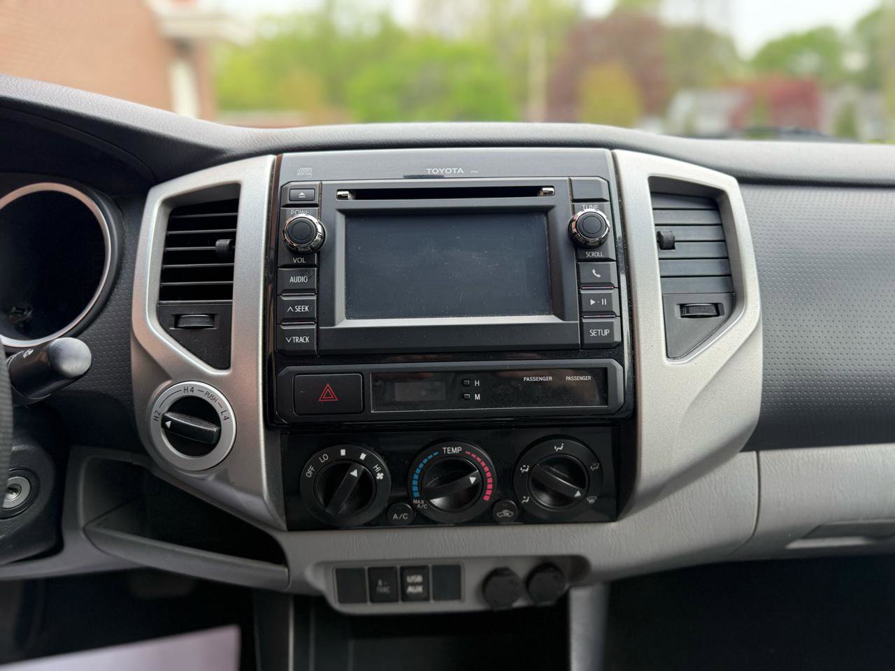 Used 2013 Toyota Tacoma 4x4 Double Cab w/ TRD Off-Road Pkg image 27