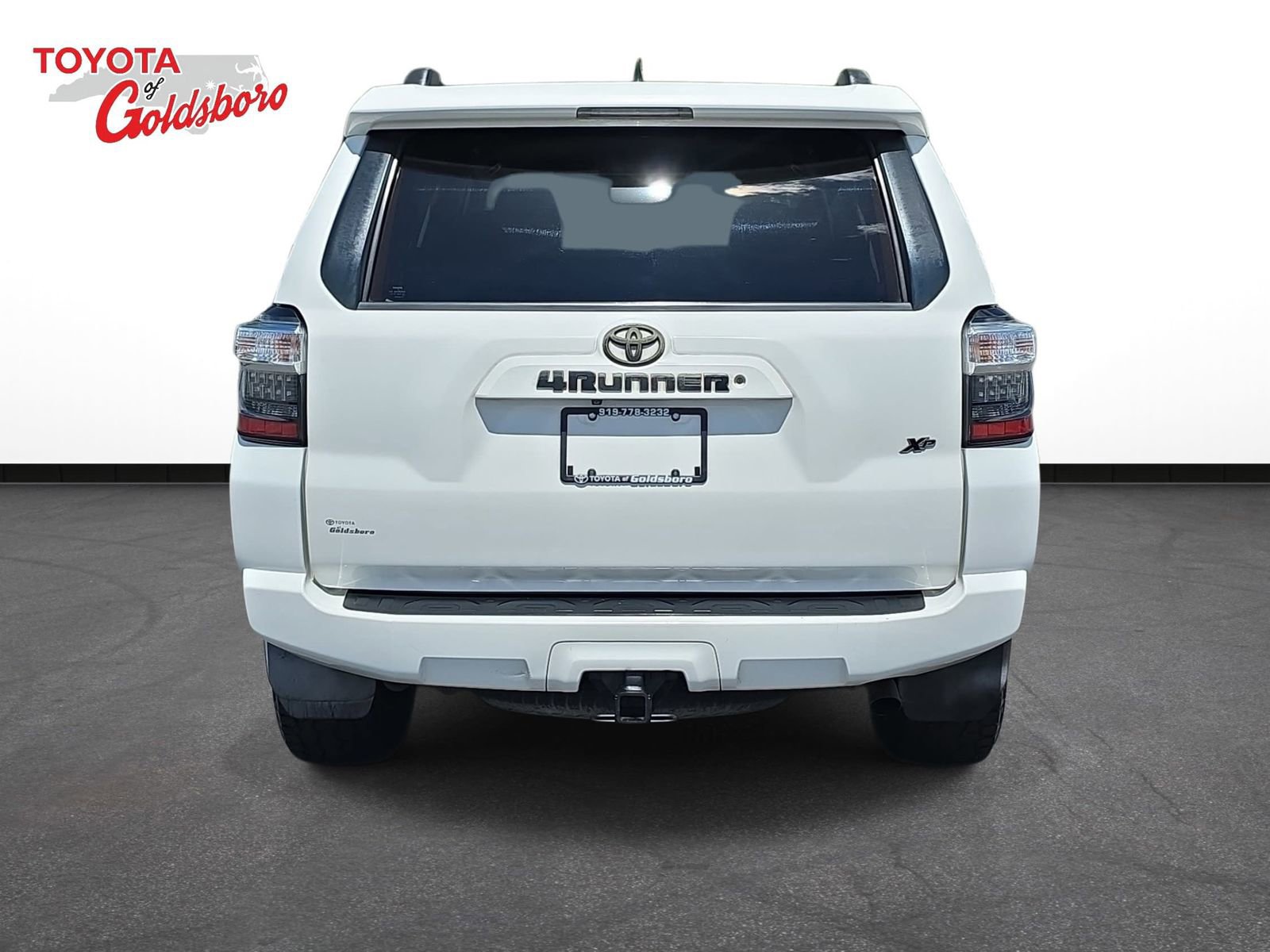 Used 2016 Toyota 4Runner SR5 RWD image 6