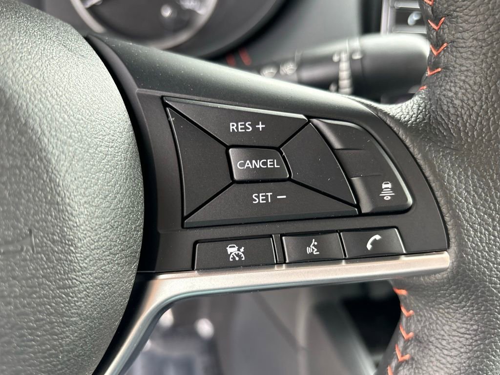 New 2025 Nissan Versa SR image 19