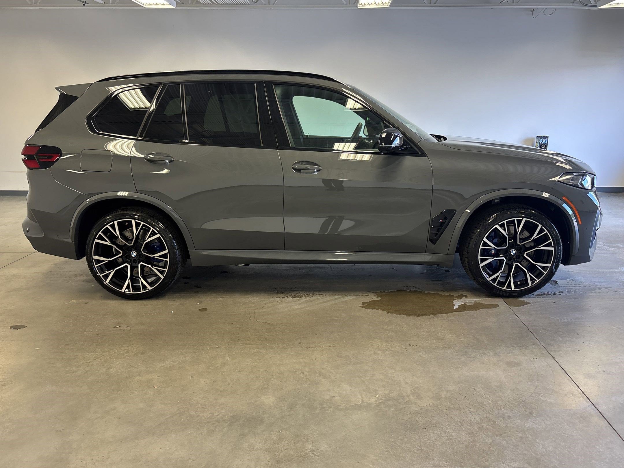New 2026 BMW X5 M Competition w/ Executive Package image 6