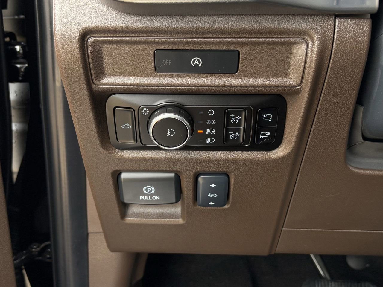 Certified 2025 Ford F150 King Ranch w/ FX4 Off-Road Package AWD/4WD image 27