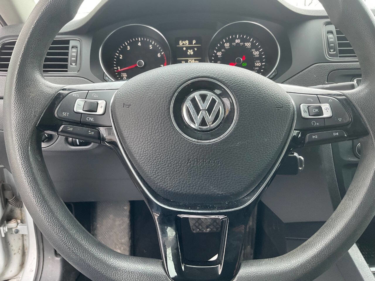 Used 2016 Volkswagen Jetta S image 17