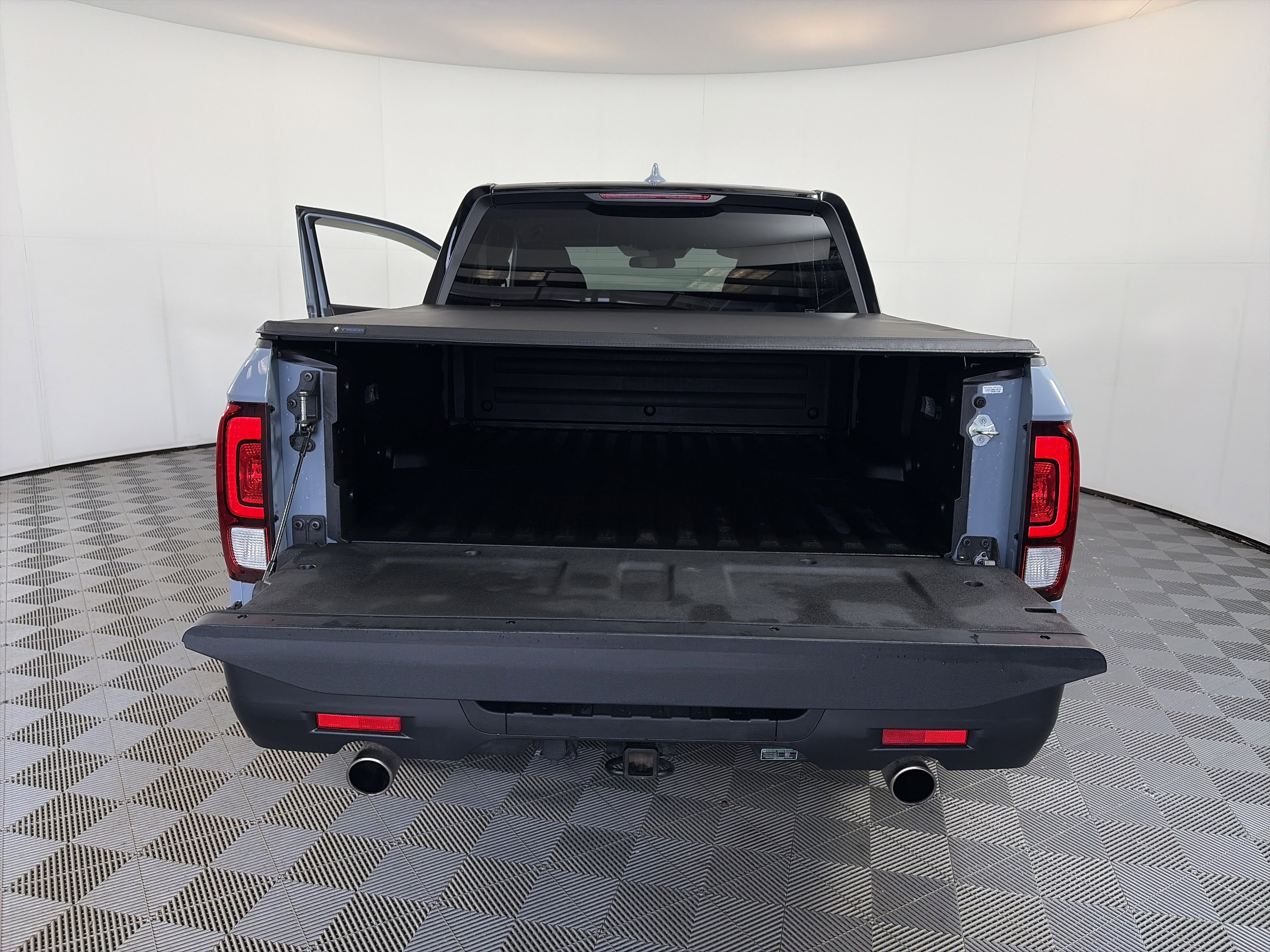 Used 2023 Honda Ridgeline Sport image 14