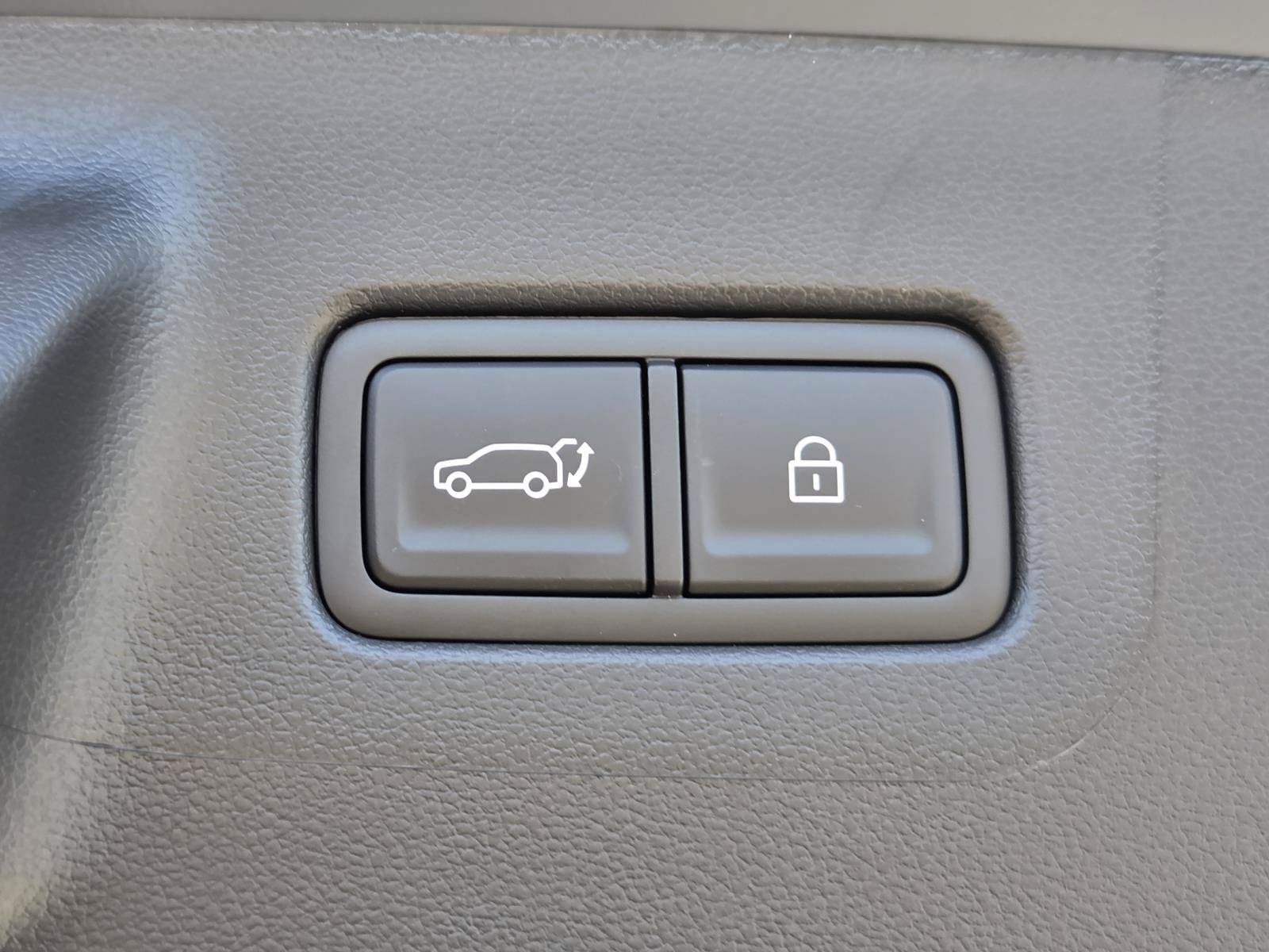 New 2027 Hyundai Santa Fe SE FWD image 9