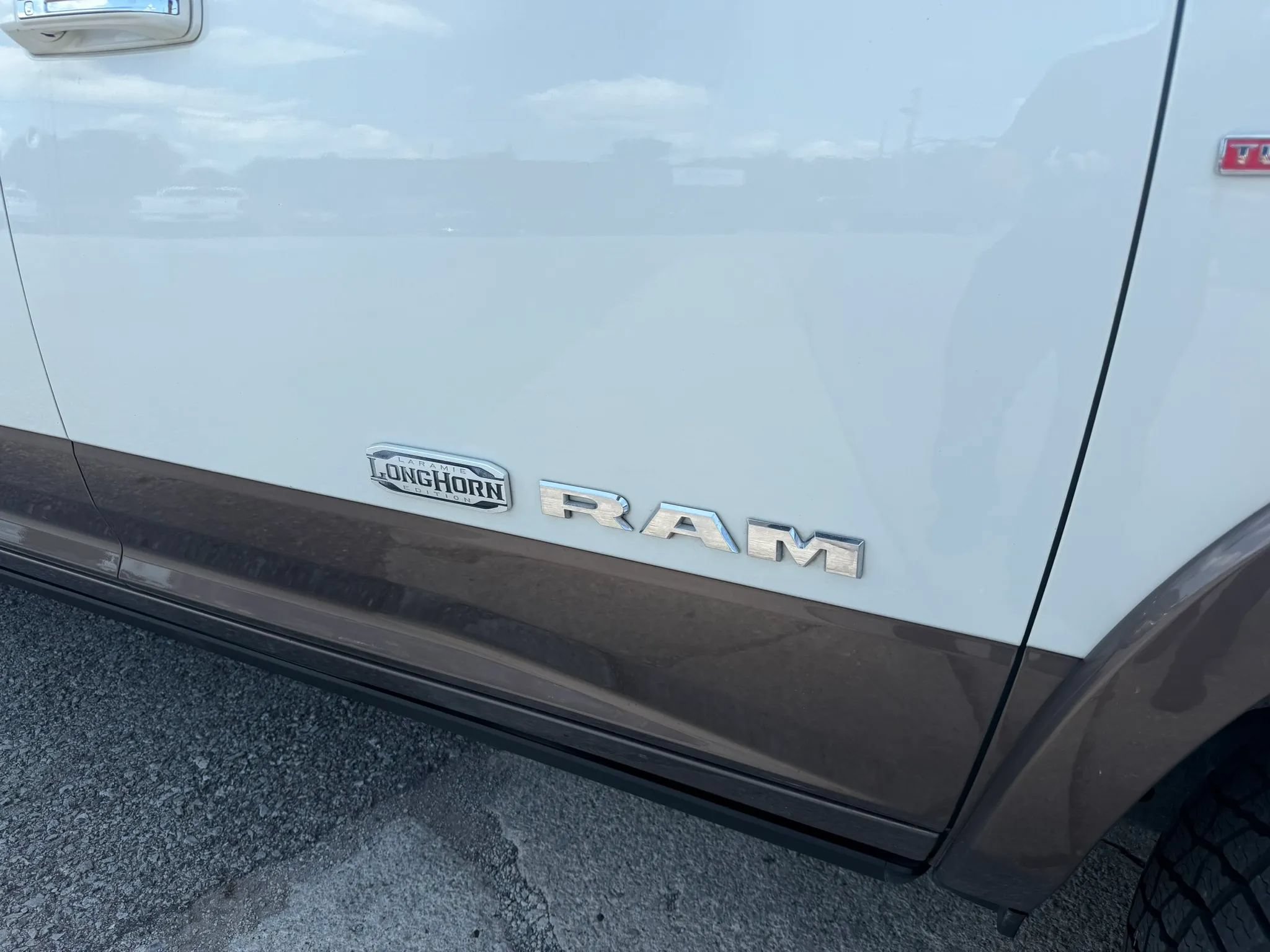 Used 2019 RAM 2500 Limited AWD/4WD image 10
