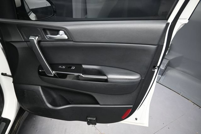 Used 2020 Kia Sportage S w/ Option Group 020 FWD image 22