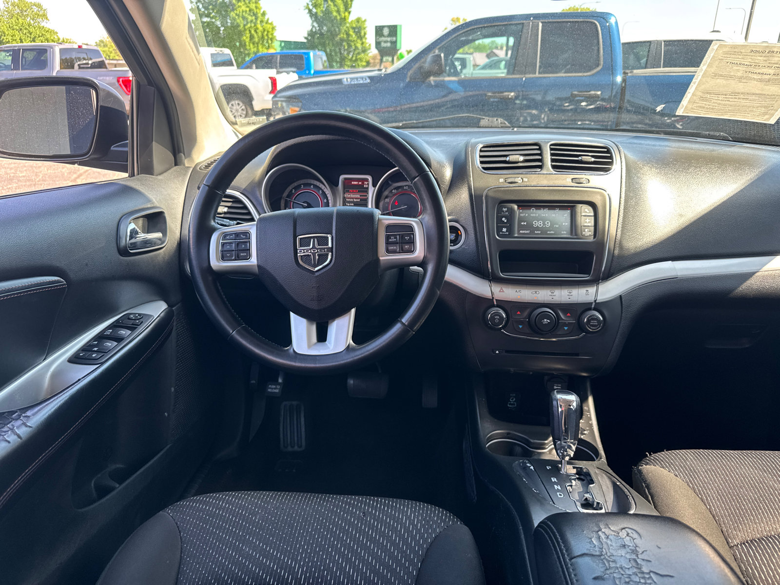 Used 2020 Dodge Journey SE w/ SE Popular Equipment Group FWD image 9