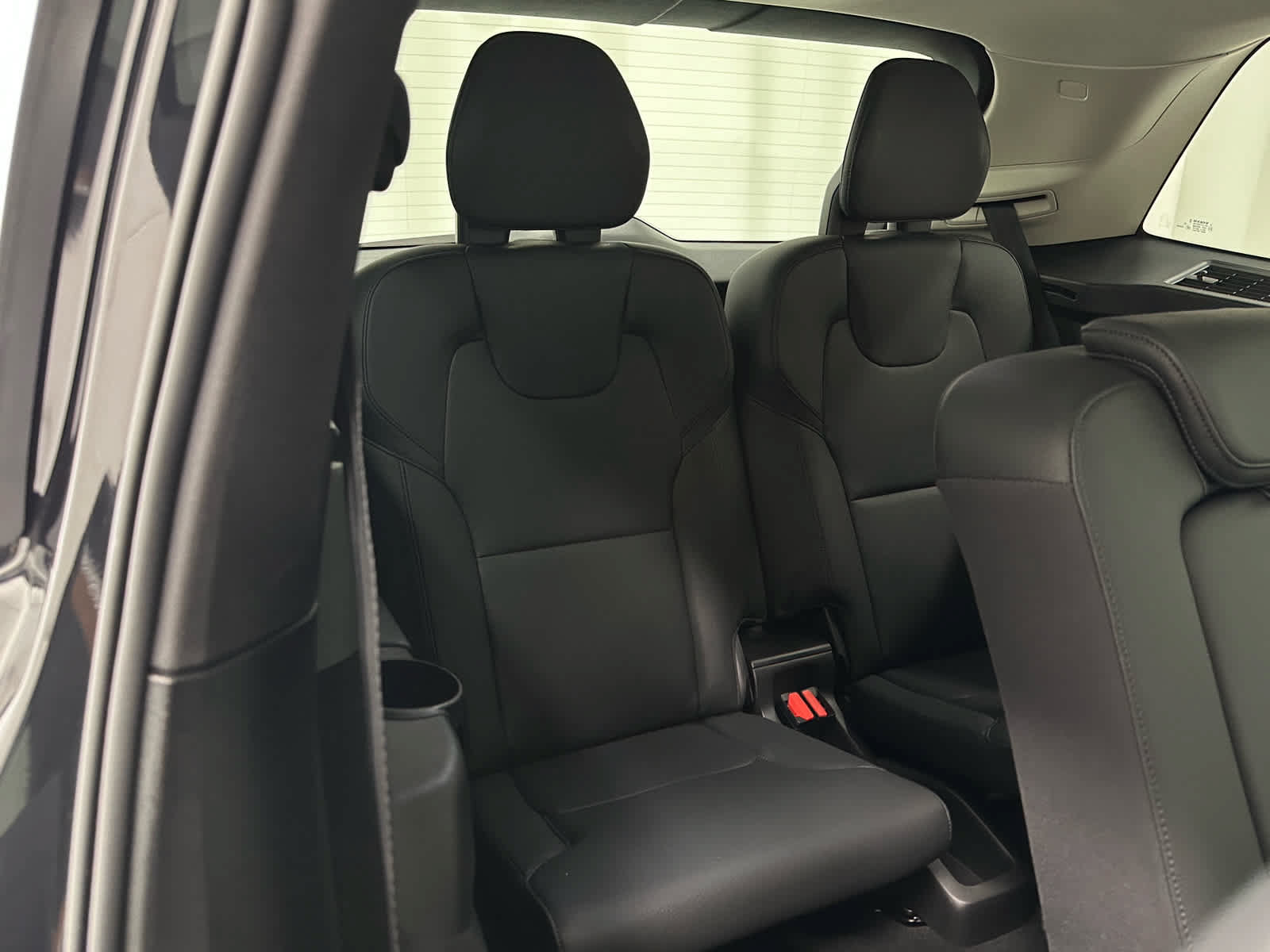 Used 2023 Volvo XC90 B6 Core w/ Protection Package Premier AWD/4WD image 24