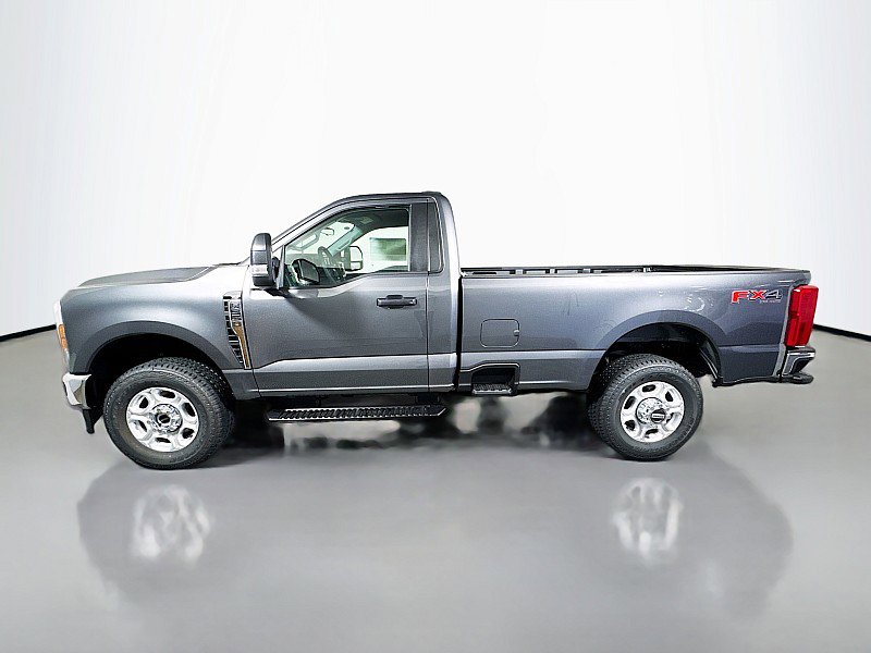 New 2026 Ford F350 XLT image 4