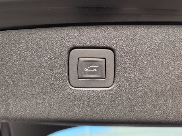 Used 2025 Buick Envista Sport Touring w/ Convenience I Package FWD image 37