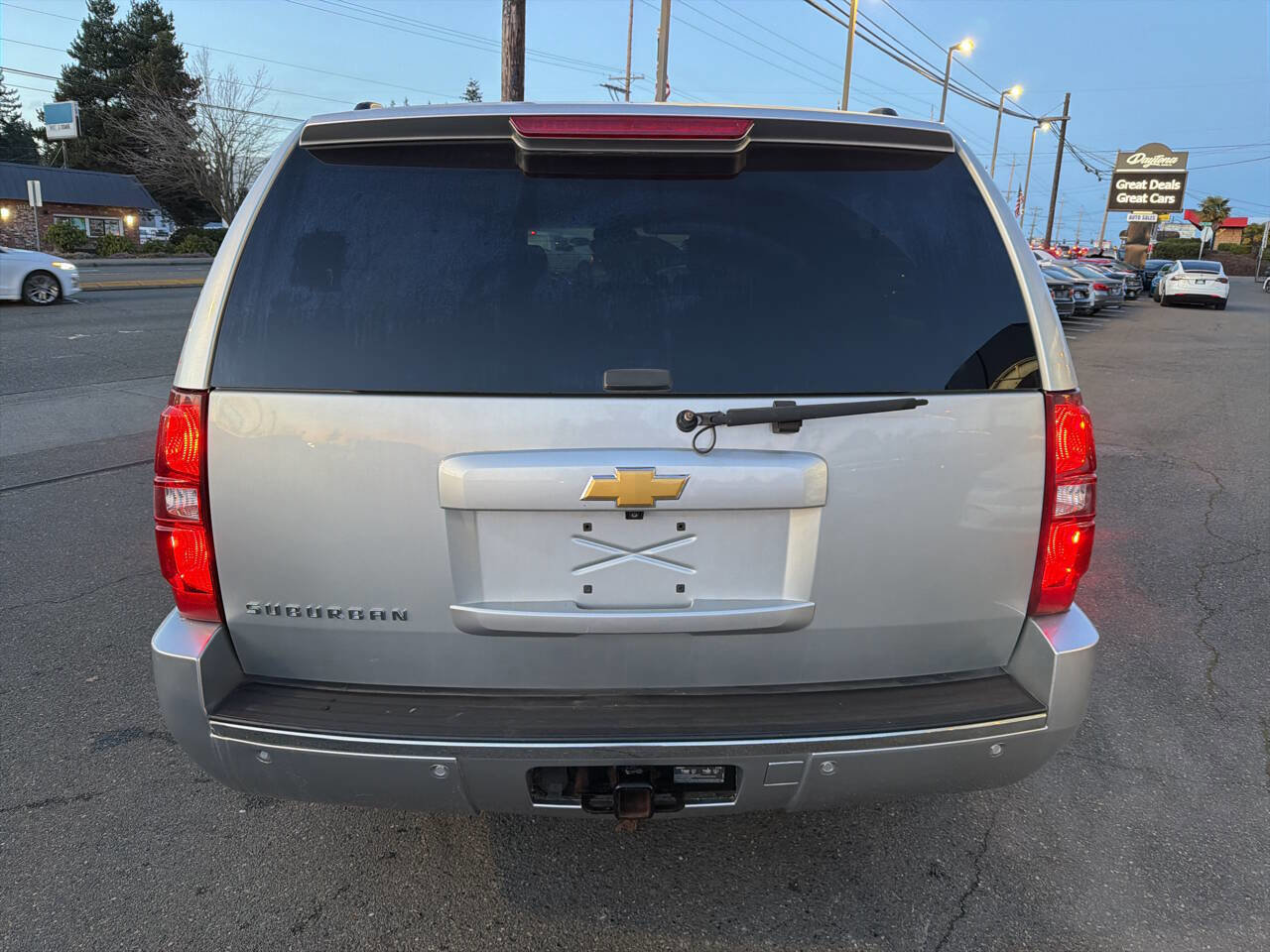 Used 2013 Chevrolet Suburban LTZ image 5