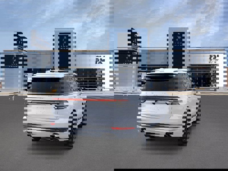 New 2025 Lincoln Aviator Reserve w/ Jet Appearance Package image 8