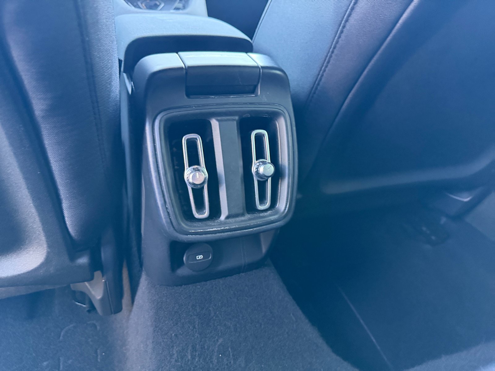 Used 2024 Polestar Polestar 2 AWD/4WD image 16
