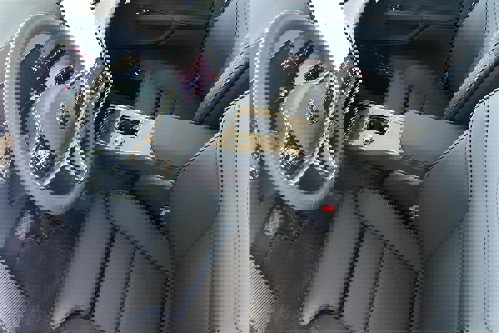 Used 2025 Volvo EX90 Ultra image 12