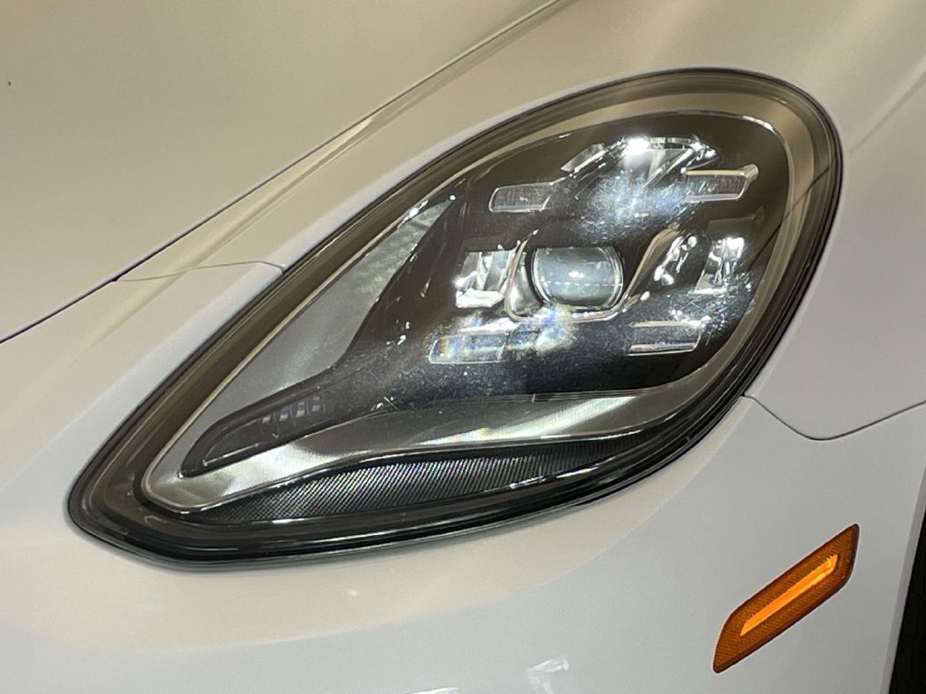 Certified 2023 Porsche Panamera 4 Platinum Edition AWD/4WD image 15