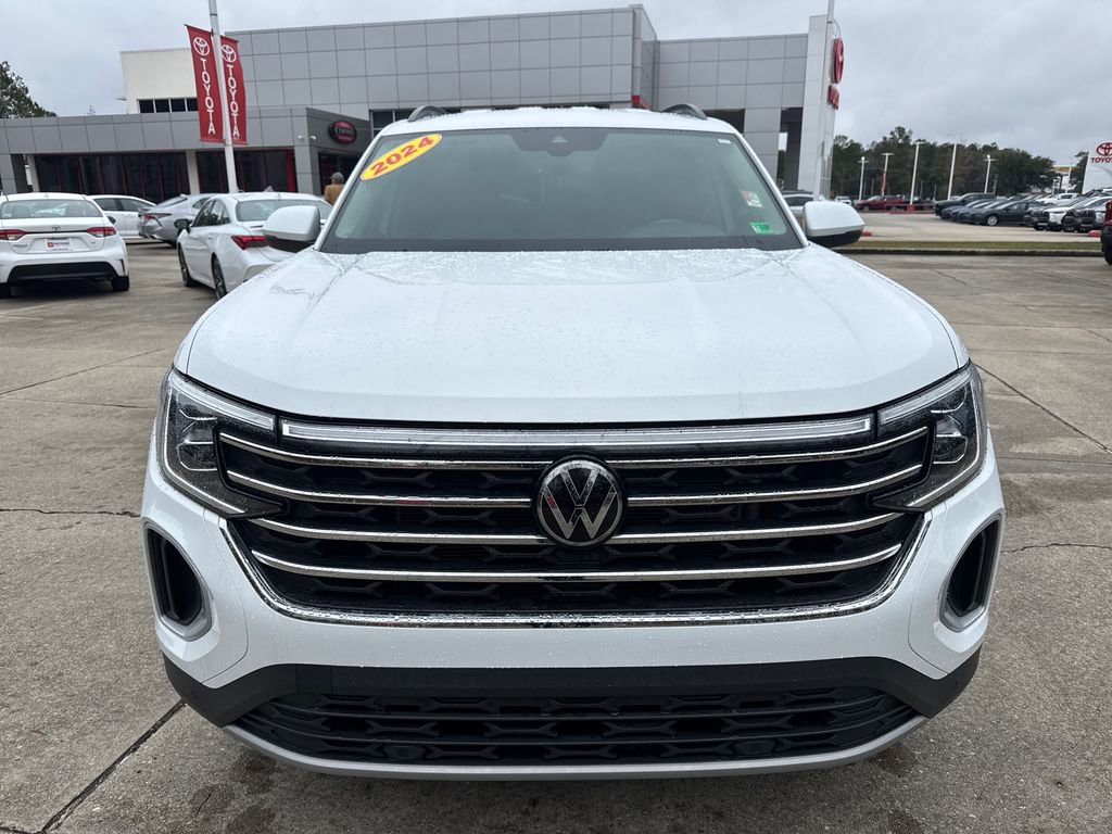 Used 2024 Volkswagen Atlas SE image 11
