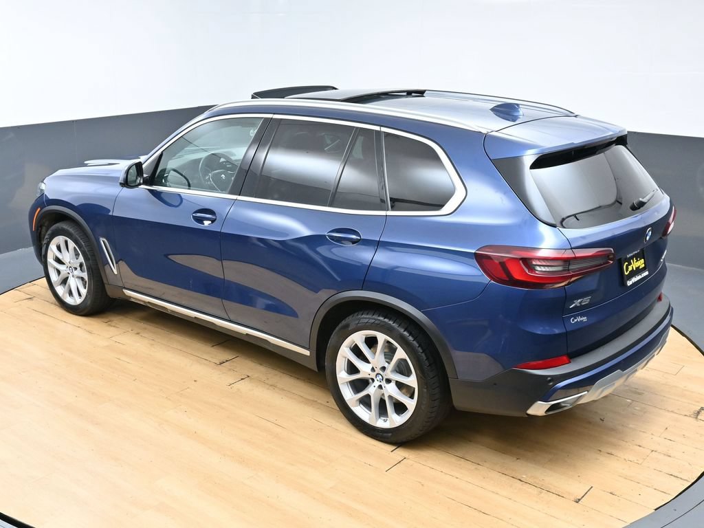 Used 2022 BMW X5 xDrive40i AWD/4WD image 46