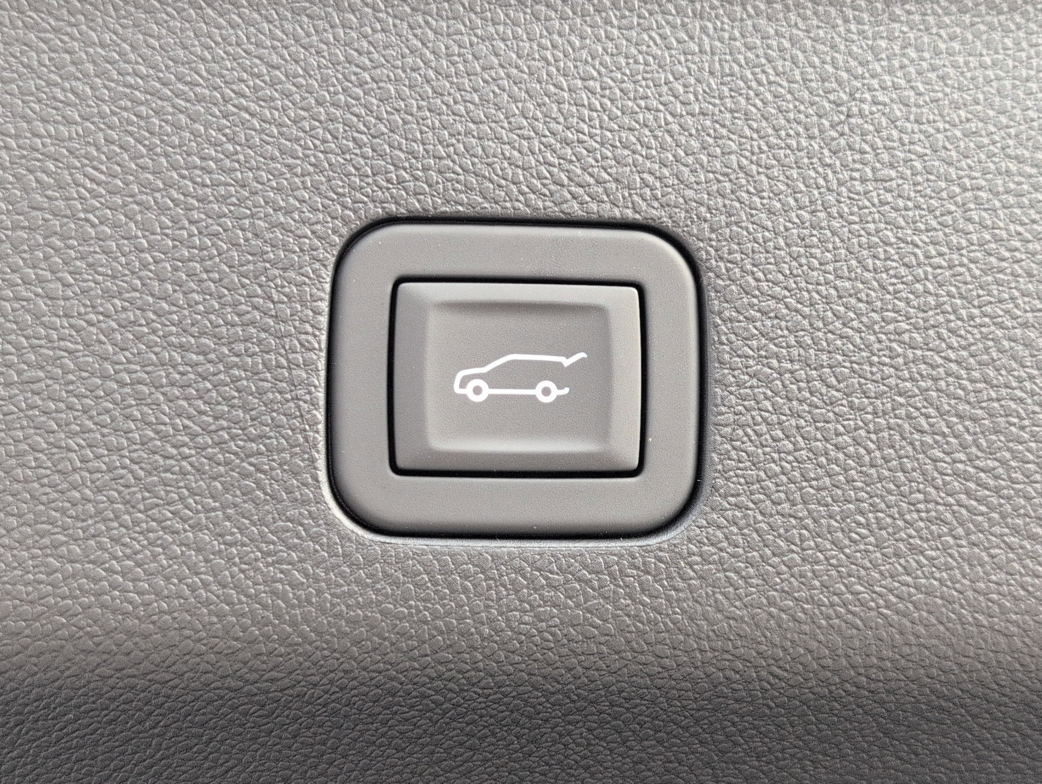 New 2026 Chevrolet Suburban Z71 w/ Comfort Package image 31