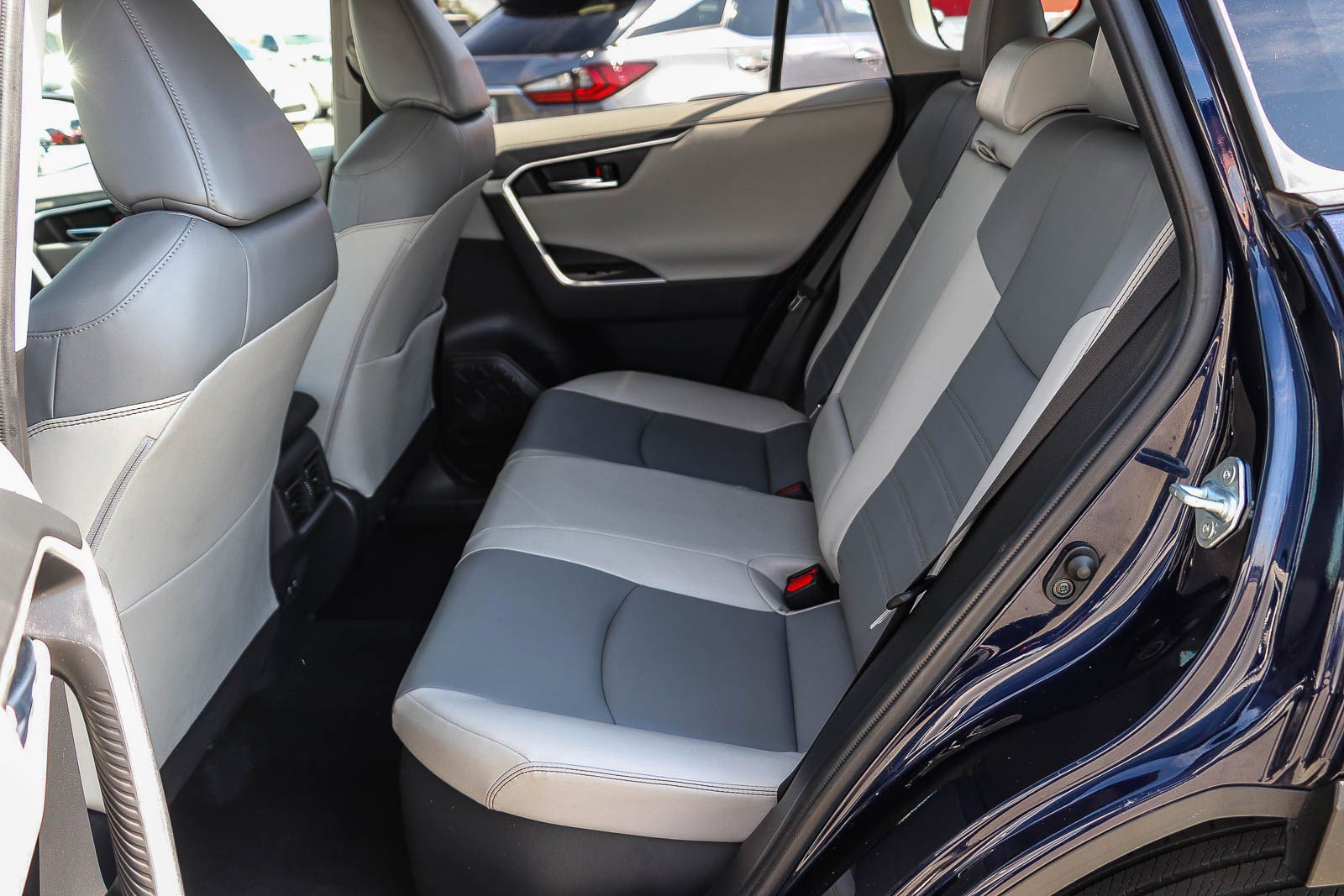 Certified 2019 Toyota RAV4 Limited w/ Carpet Mat Package image 18