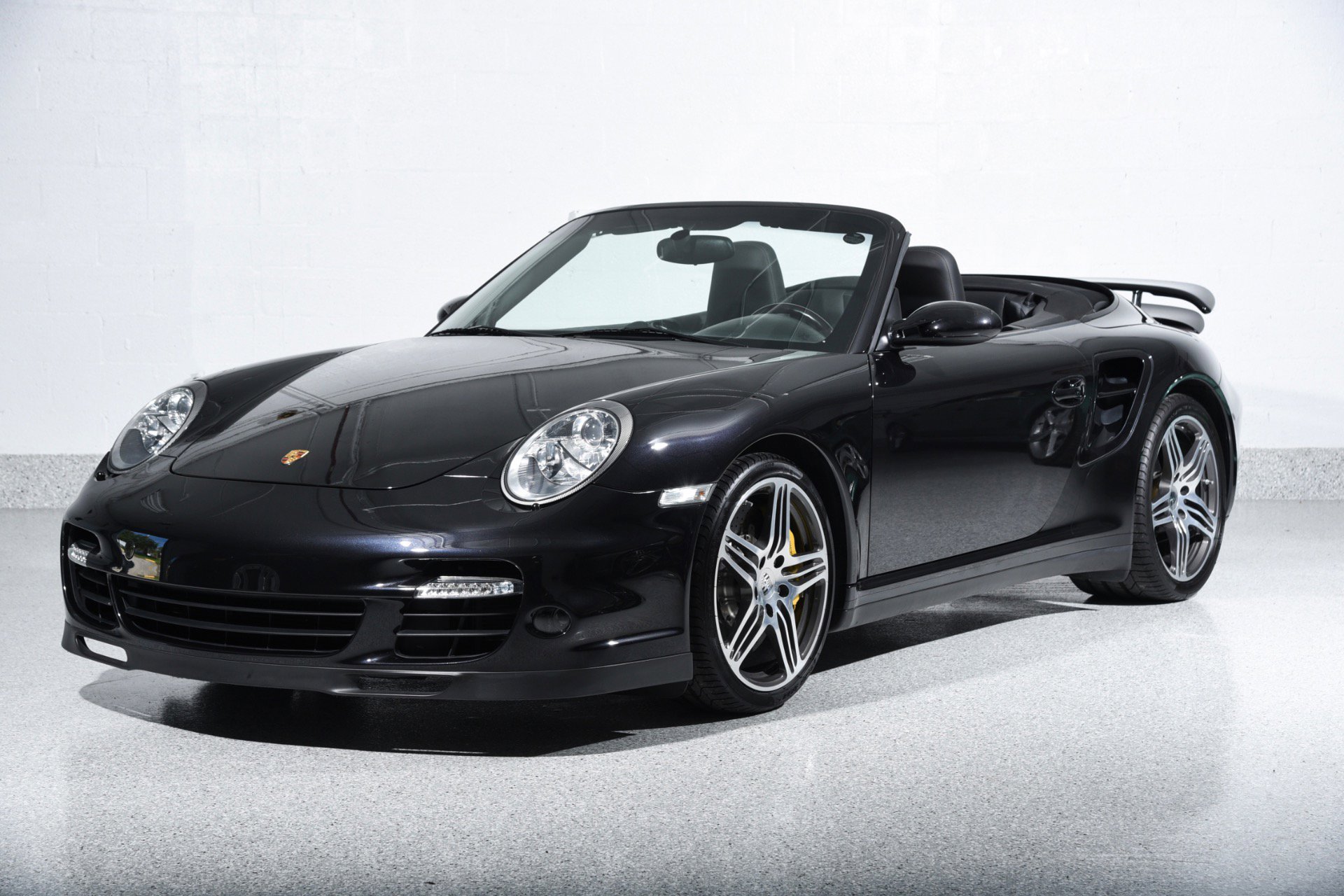 Used 2008 Porsche 911 Turbo AWD/4WD image 2