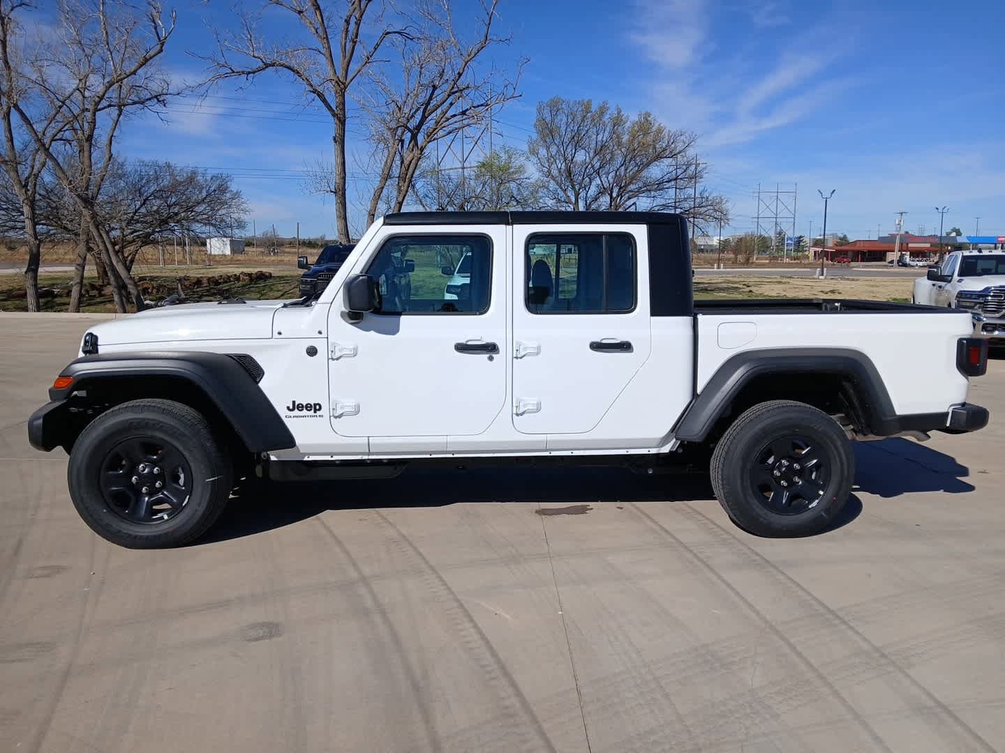 New 2026 Jeep Gladiator Sport image 3