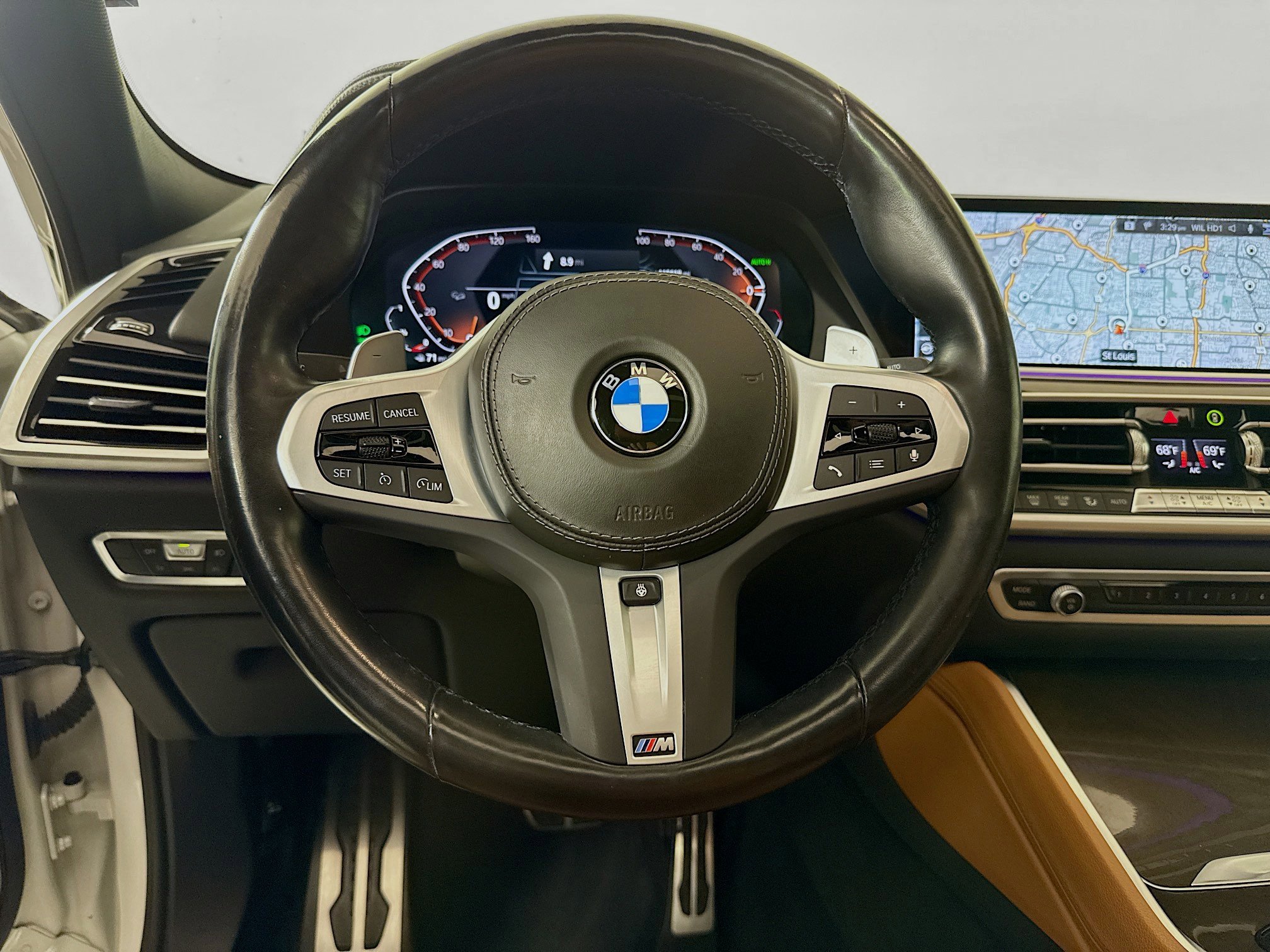 Used 2022 BMW X6 xDrive40i w/ M Sport Package AWD/4WD image 12
